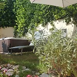 Couette-café Accanto Alle Mura & Relax 4*