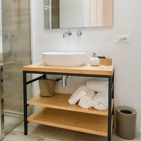 Accanto Alle Mura Rooms&relax Bed and breakfast