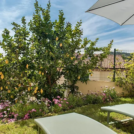 Accanto Alle Mura & Relax 4*